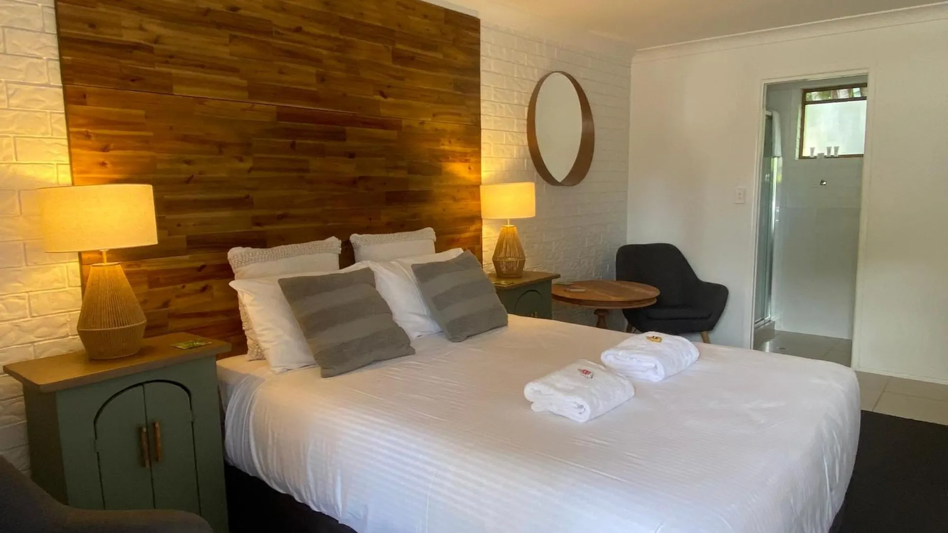 Beachmere Palms Motel